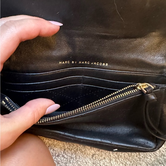 Marc by Marc Jacobs clutch wallet with strap - Picture 3 of 5